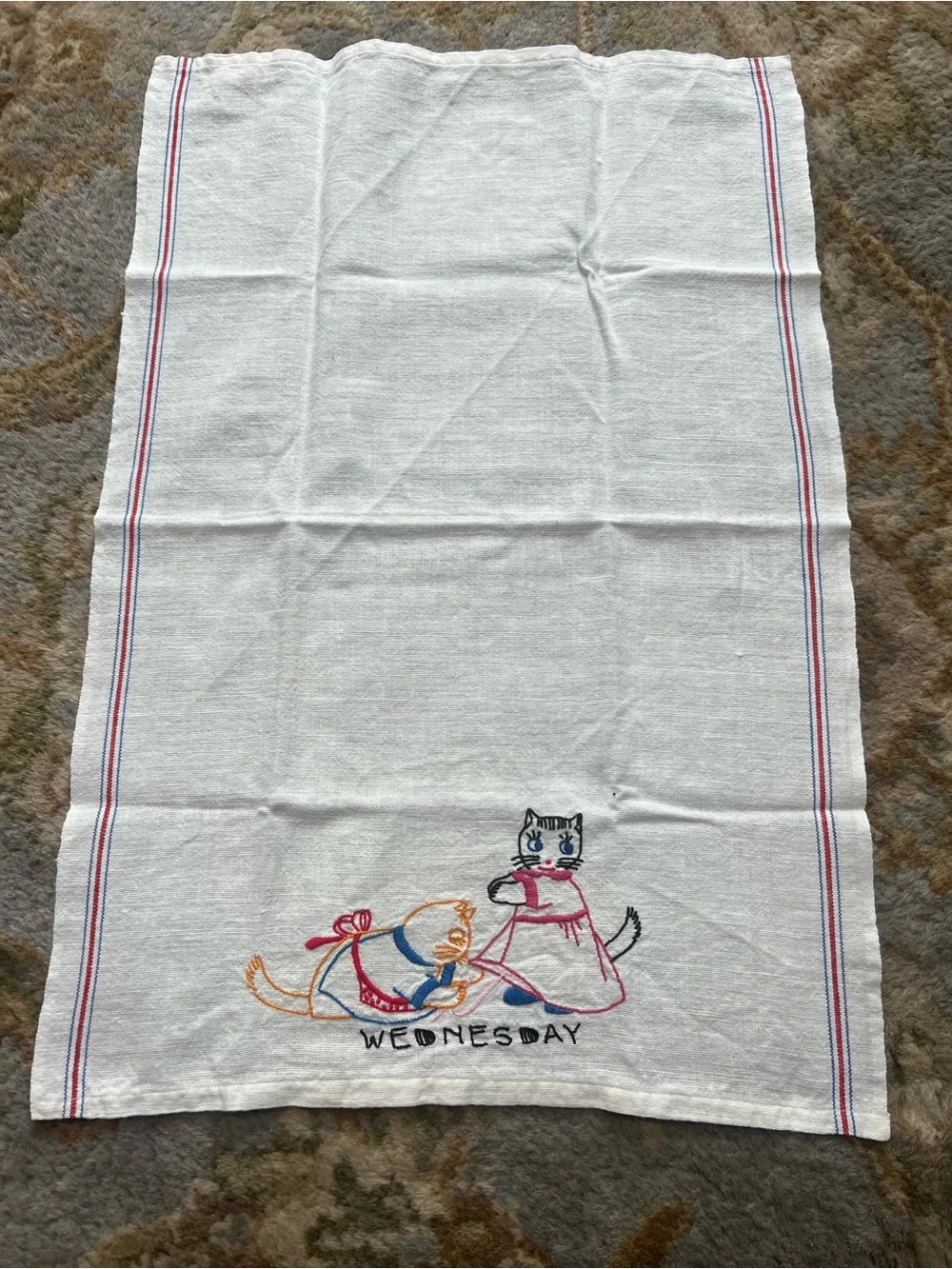 Vintage Embroidered Dishcloths‎ Linens - Kitty Cat